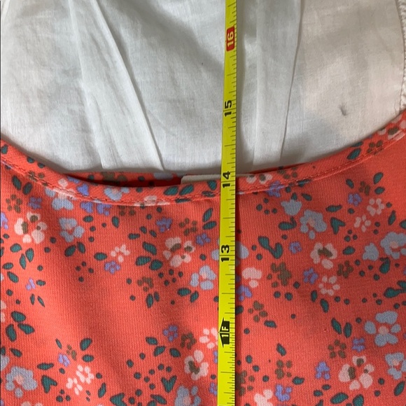 Wild Pearl Floral Tank Top - Picture 10 of 11